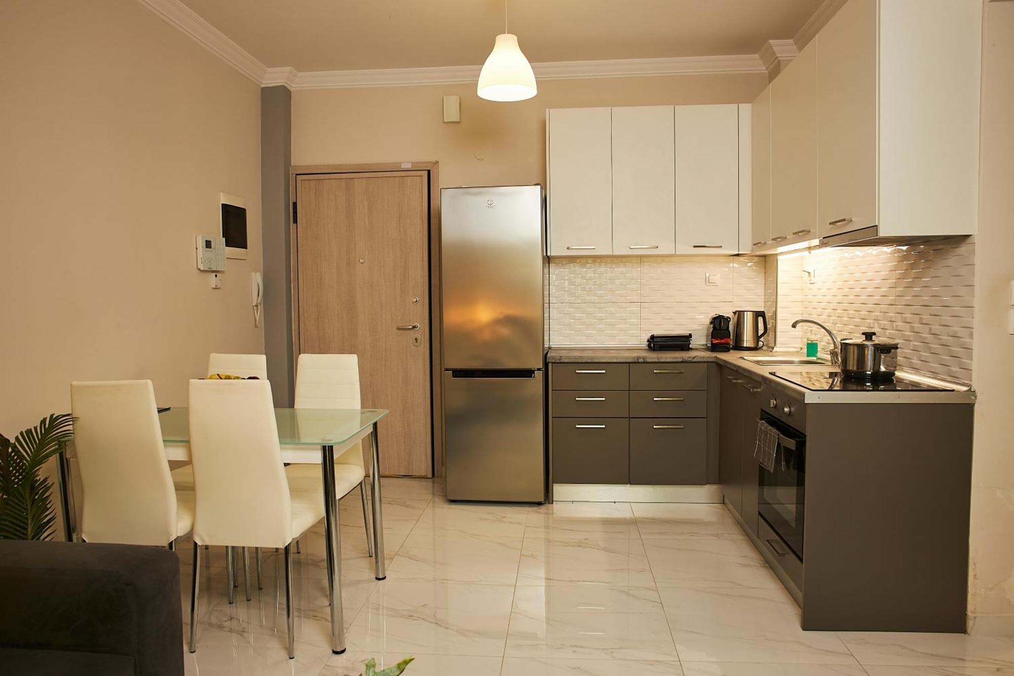 Marble Shine Apartment Near The City Center By Binobi! Солун Екстериор снимка