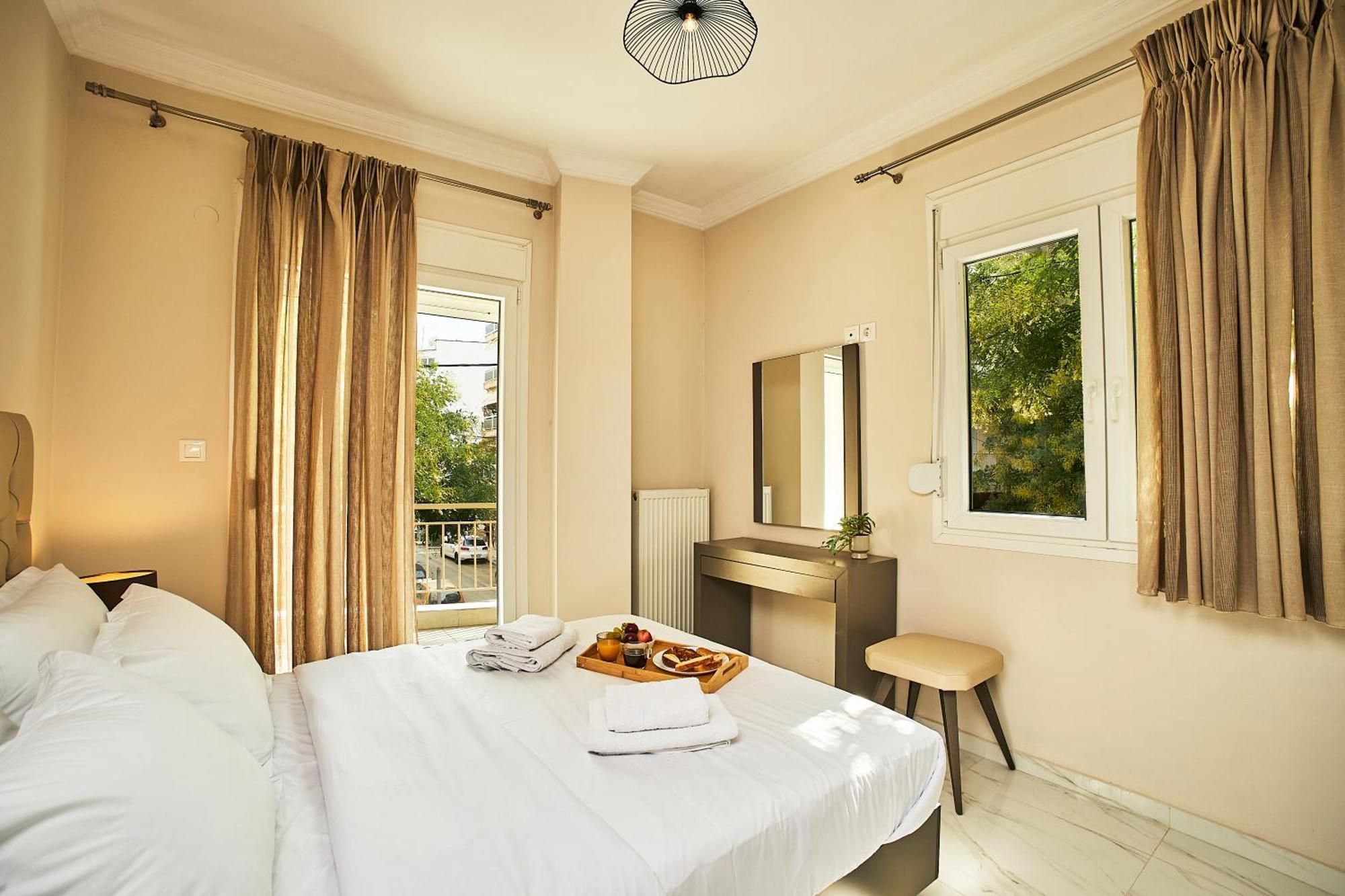 Marble Shine Apartment Near The City Center By Binobi! Солун Екстериор снимка