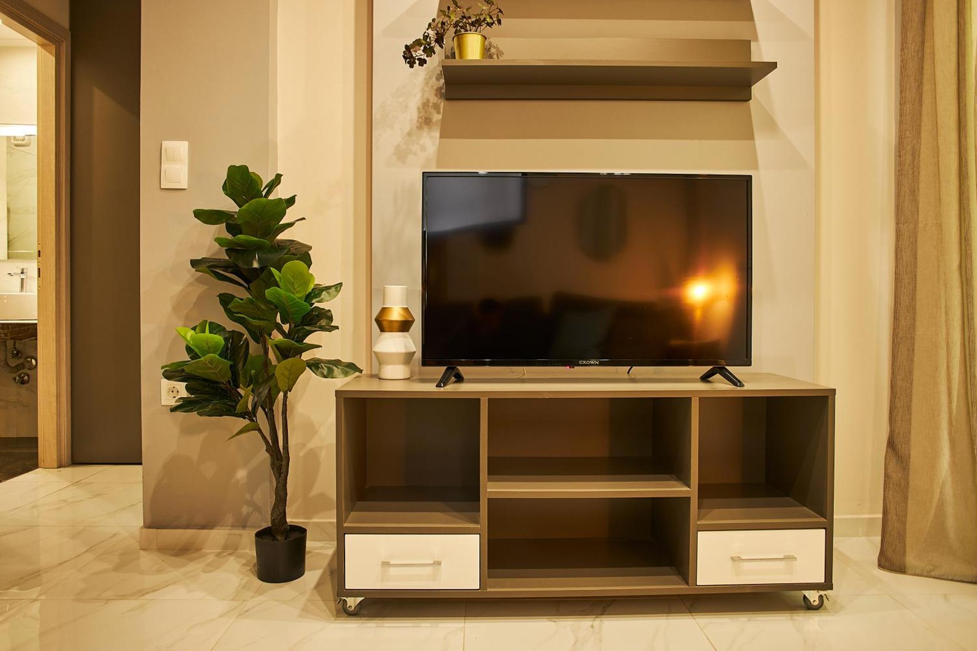 Marble Shine Apartment Near The City Center By Binobi! Солун Екстериор снимка
